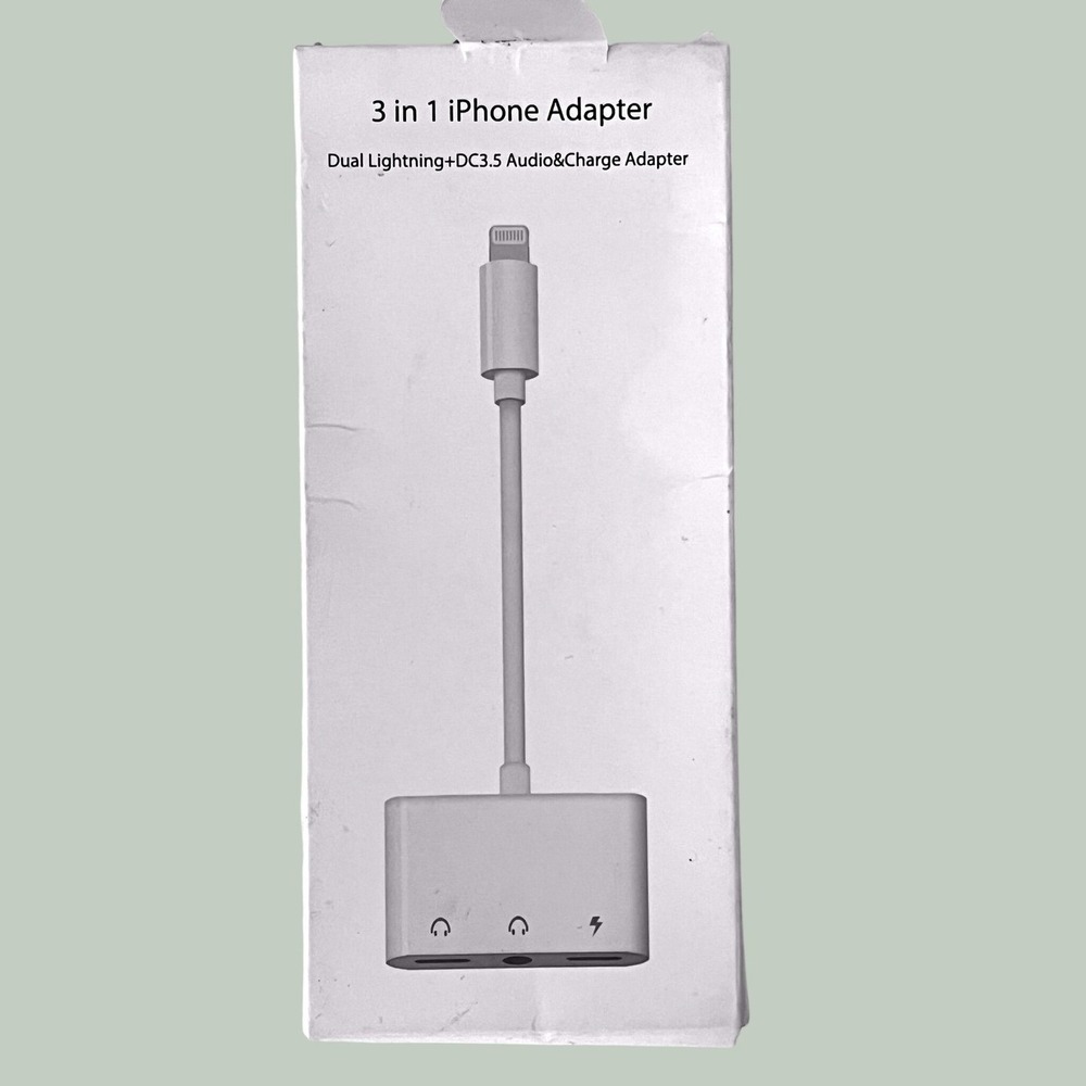3 in 1 iPhone Adapter Dual Lightning + DC3.5 Audio and Charge Splitter White